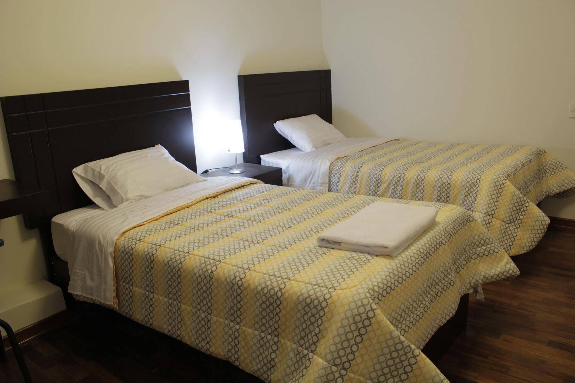 Bed & Breakfast - La Casa De Ceci Lima Ngoại thất bức ảnh