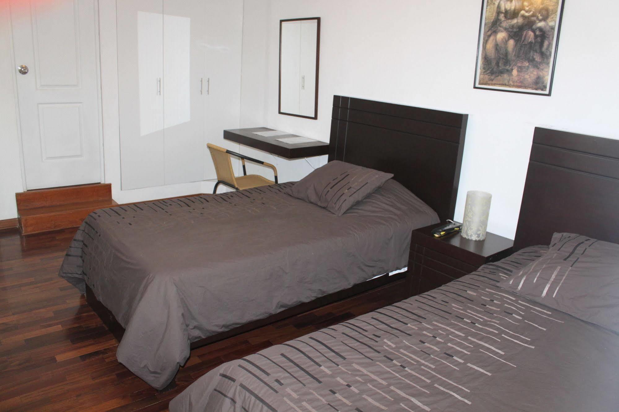 Bed & Breakfast - La Casa De Ceci Lima Ngoại thất bức ảnh