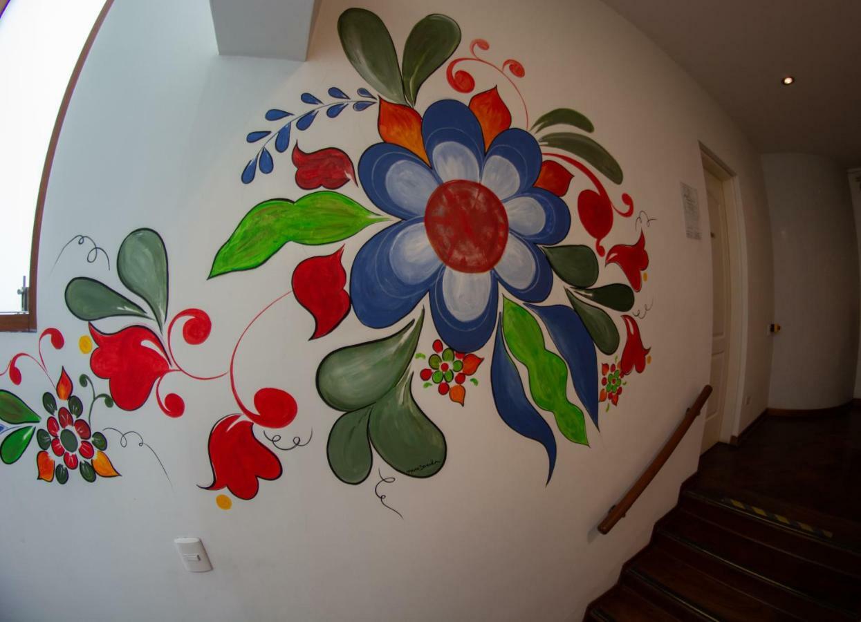 Bed & Breakfast - La Casa De Ceci Lima Ngoại thất bức ảnh